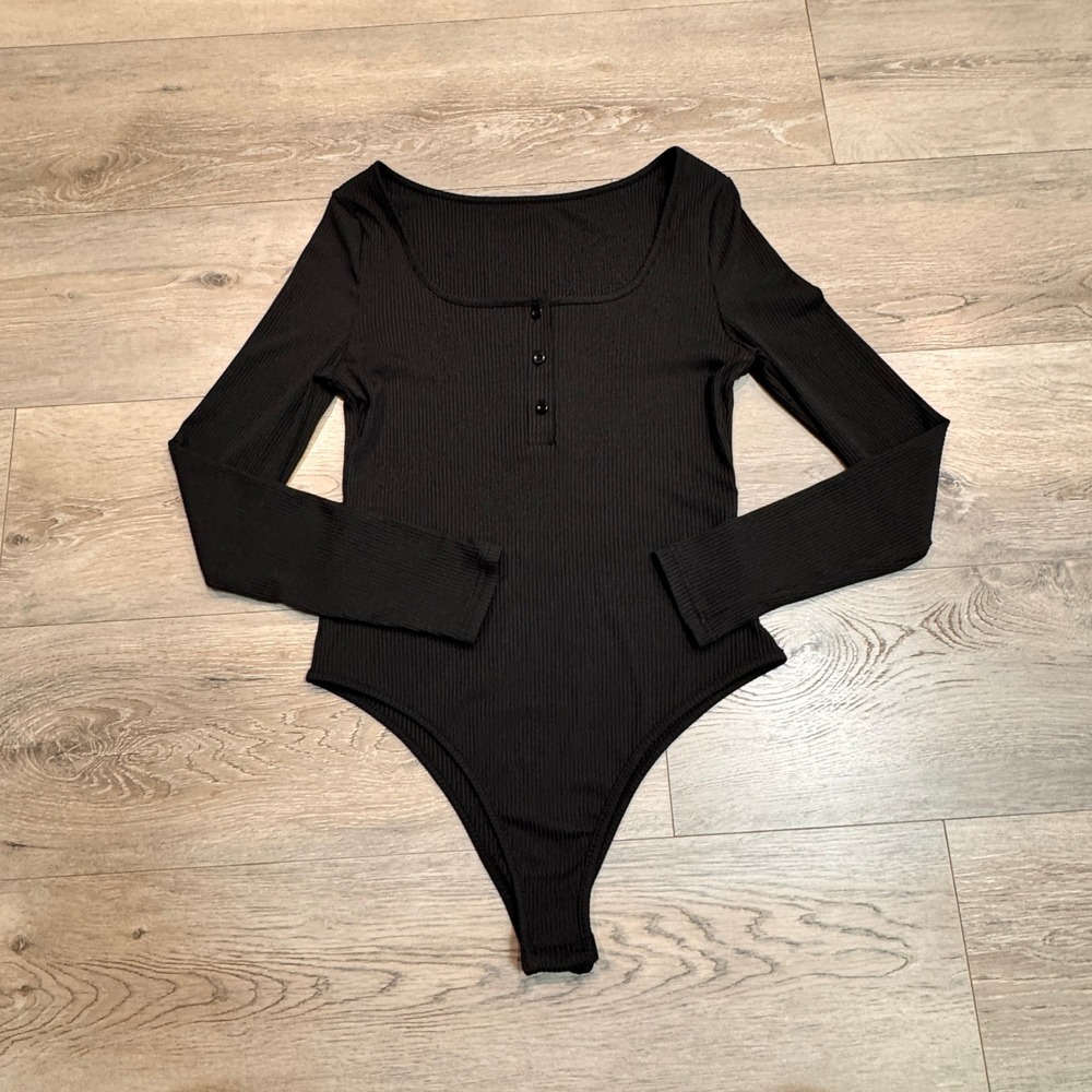 Shein Ribbed Bodysuit Long Sleeve Button Front Top Black Bodysuit‎ Size Large L